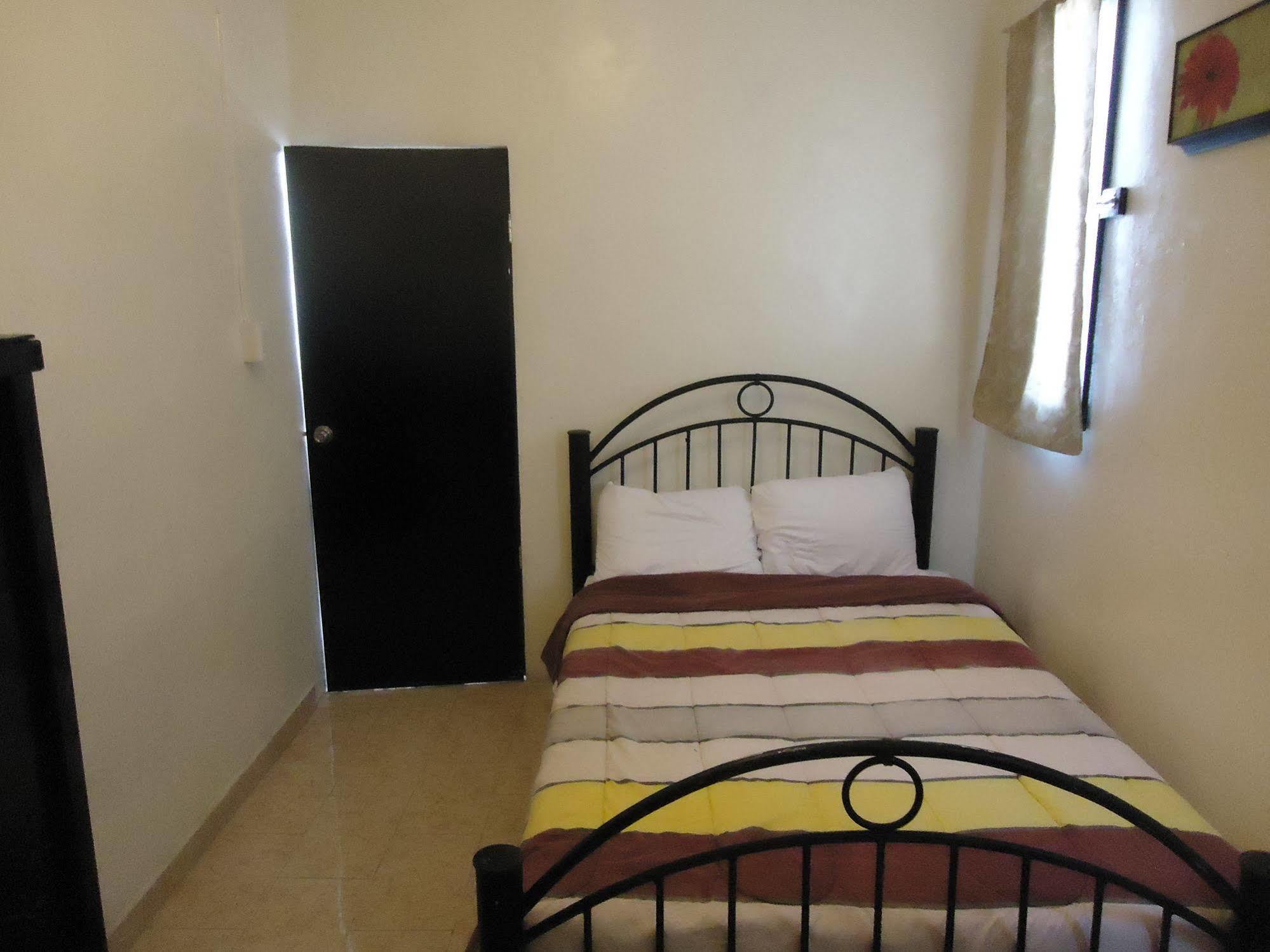 Humble Bumble Hostel Playa del Carmen Eksteriør bilde
